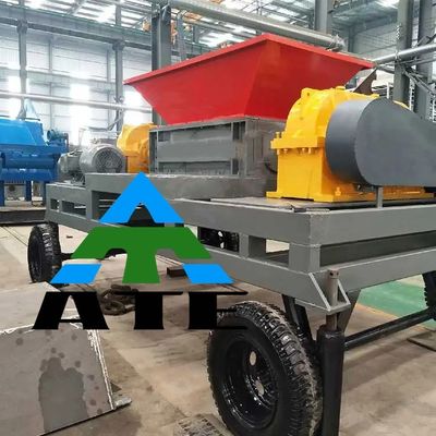 3600*2000*2200mm サイズのタイヤクラッシャー機器のリサイクルゴム使用車輪