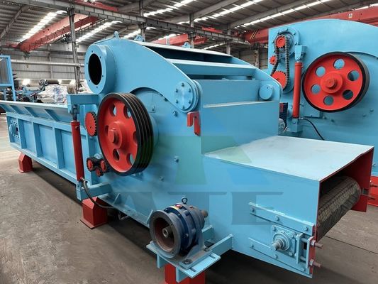 CE重用木板の枝を砕く機械 木の片片 2-3t/hの容量を持つ木の粉砕機