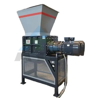 最大生産容量 17000kg/h 包装用バレルパレット用4軸スレッダー