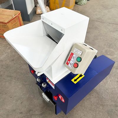 容量300~350kg/hのプラスチックボトルをリサイクルする