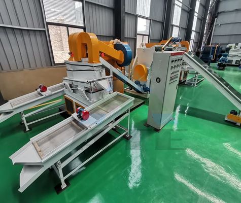 99% 分離率 3cm 出力サイズのための銅線とケーブル廃棄物リサイクルマシン