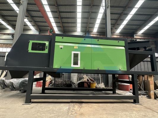 木製の包装と操作の容易さの利点を持つ非鉄金属の分類機