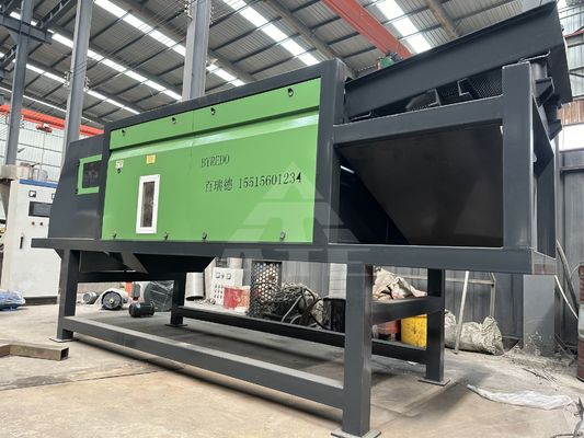 98~99% 分離率 エディ・ストリーム分離器付きのプラスチックと金属の分類機