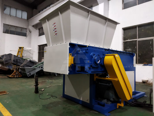 5〜100kg/h 生産能力 波紋紙とプラスチック用の単軸スレッダー