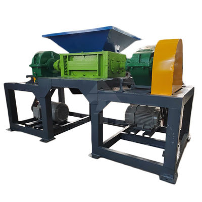 200-2200mm 入力サイズ コンベヤー付きの二重軸 木材プラスチック紙箱シェラダー