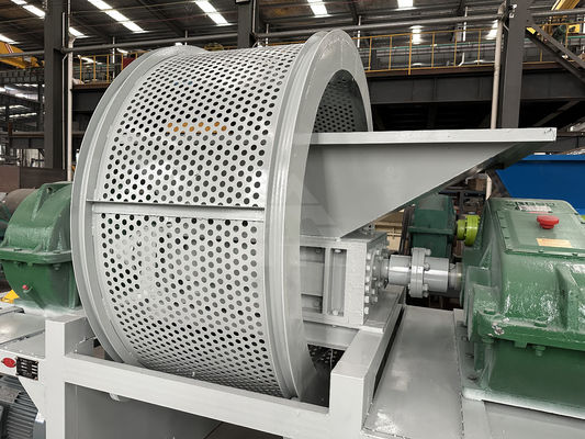 5000 kg モーター 木パレット ダブルシャフト シャッター タイヤ 機械 プラスチック 塊 シャッター