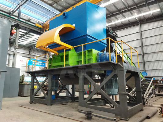 直接機能 粉砕機 プラスチックボトル メタル プラスチック 粉砕機 小切片