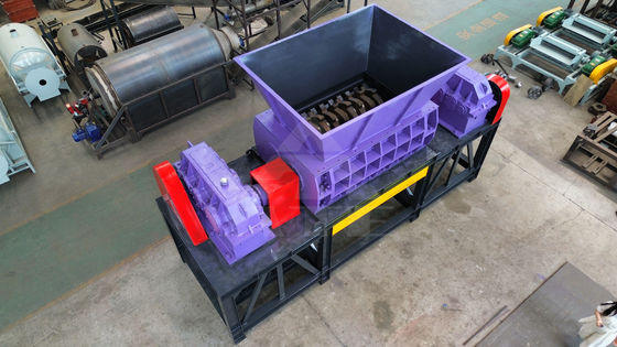 メタルとプラスチック廃棄物のスレッダーマシン 5T 重量 様々な用途に適しています