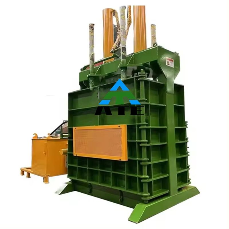垂直廃棄紙 プラスチックフィルムバレーヤー 650 KG バレー密度とウールバレーングプレス